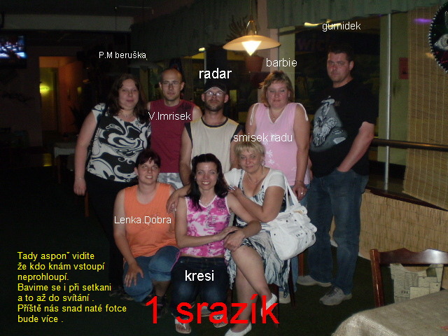 spolecne_foto_vzad_ni_krok.jpg